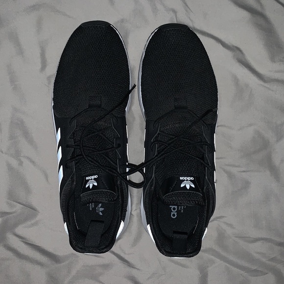 New Black men’s adidas shoes size 10 - Picture 5 of 6